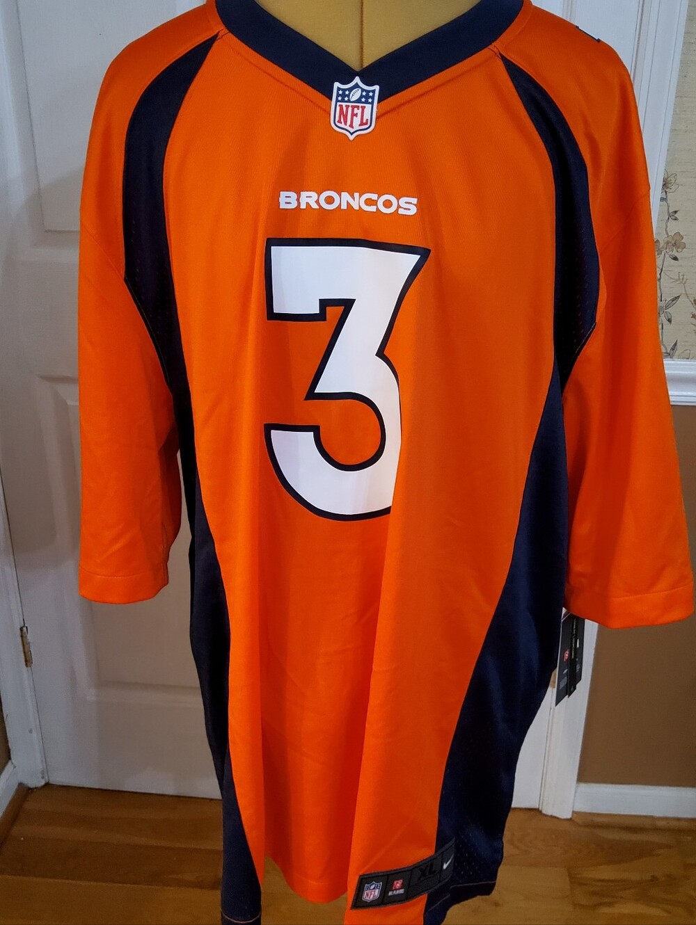 Nike Denver Broncos Russell Wilson #3 NFL Jersey Men's XL – New With Tags